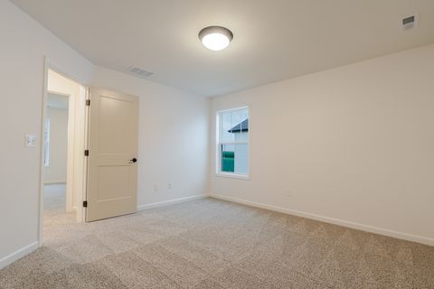 Tiny photo for 2 Bucktown Court, Bloomington, IL 61705 (MLS # 12322859)