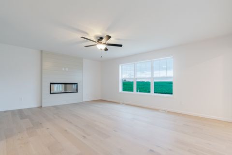 Tiny photo for 2 Bucktown Court, Bloomington, IL 61705 (MLS # 12322859)