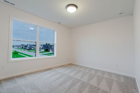 Tiny photo for 2 Bucktown Court, Bloomington, IL 61705 (MLS # 12322859)