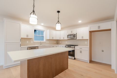 Tiny photo for 2 Bucktown Court, Bloomington, IL 61705 (MLS # 12322859)