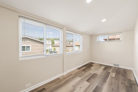 Tiny photo for 4230 N Monitor Avenue, Chicago, IL 60634 (MLS # 12512108)