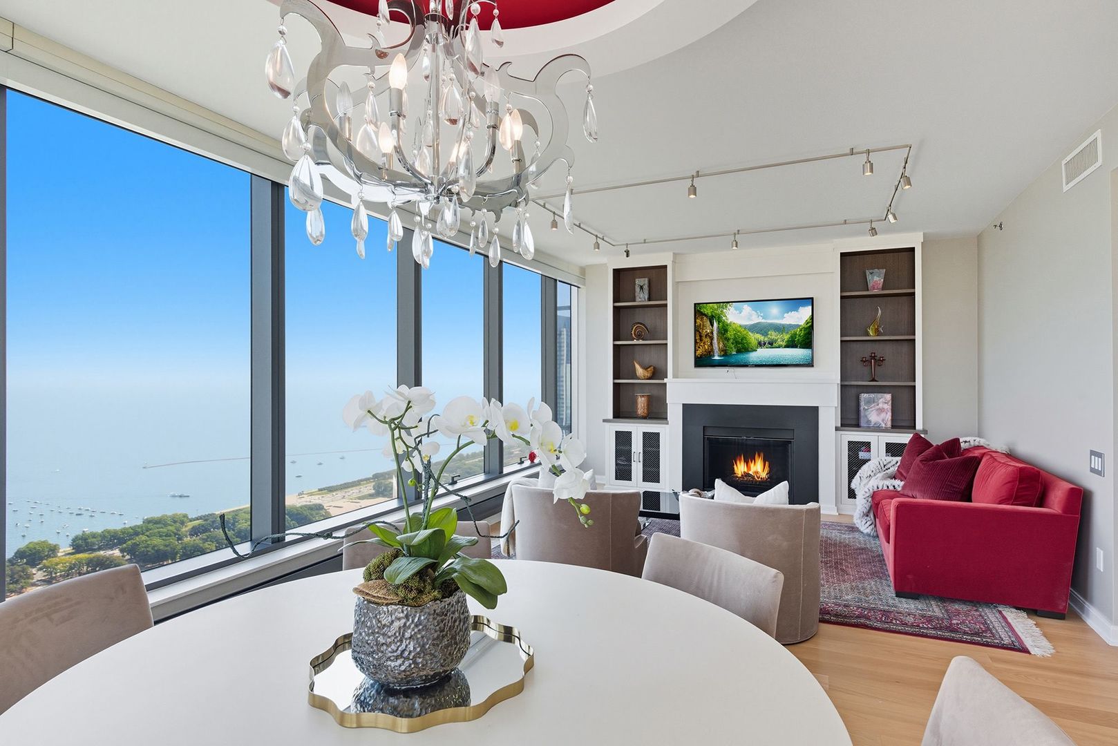 60 E Monroe Street 5601