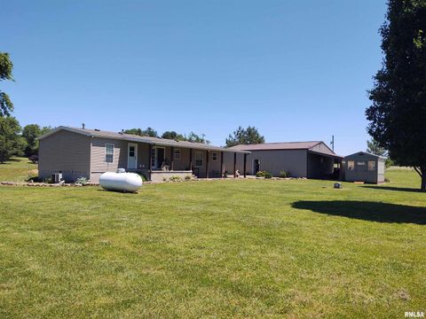 Tiny photo for 1640 PLEASANT RIDGE Road, Vienna, IL 62995 (MLS # EB458080)