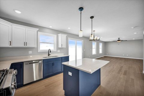 Tiny photo for 502 Travis Drive, Carlock, IL 61725 (MLS # 12474200)