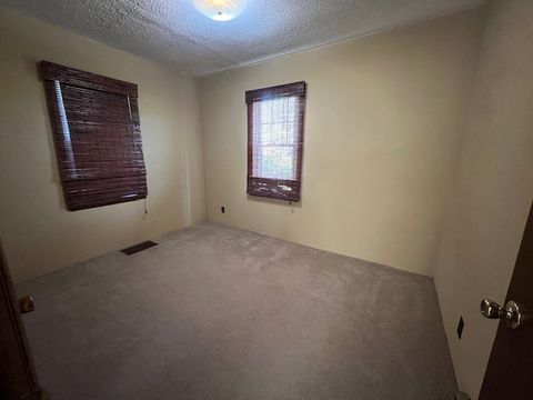 Tiny photo for 550 N Waddell Avenue, Freeport, IL 61032 (MLS # 12640496)