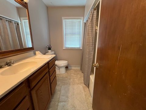 Tiny photo for 550 N Waddell Avenue, Freeport, IL 61032 (MLS # 12640496)