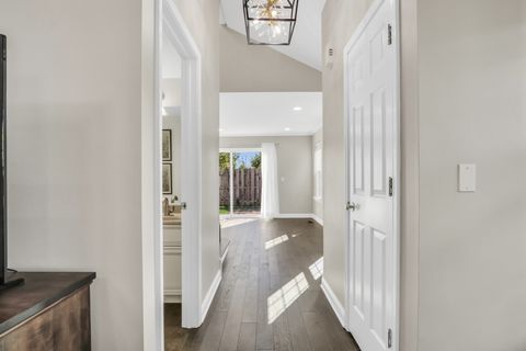 Tiny photo for 211 Woodstone Drive, Buffalo Grove, IL 60089 (MLS # 12483603)