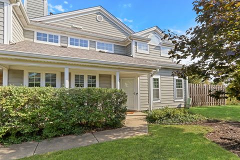 Tiny photo for 211 Woodstone Drive, Buffalo Grove, IL 60089 (MLS # 12483603)