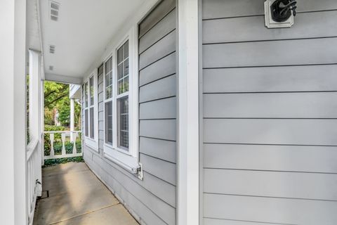 Tiny photo for 211 Woodstone Drive, Buffalo Grove, IL 60089 (MLS # 12483603)