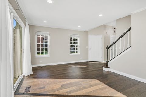 Tiny photo for 211 Woodstone Drive, Buffalo Grove, IL 60089 (MLS # 12483603)