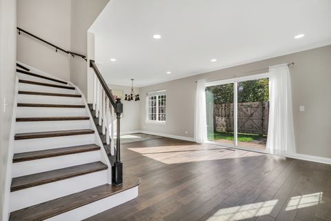 Tiny photo for 211 Woodstone Drive, Buffalo Grove, IL 60089 (MLS # 12483603)