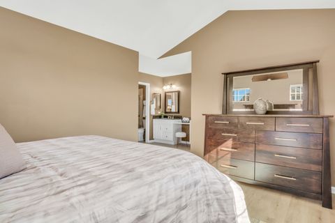 Tiny photo for 211 Woodstone Drive, Buffalo Grove, IL 60089 (MLS # 12483603)