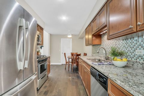 Tiny photo for 211 Woodstone Drive, Buffalo Grove, IL 60089 (MLS # 12483603)