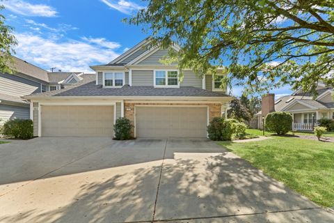 Tiny photo for 211 Woodstone Drive, Buffalo Grove, IL 60089 (MLS # 12483603)