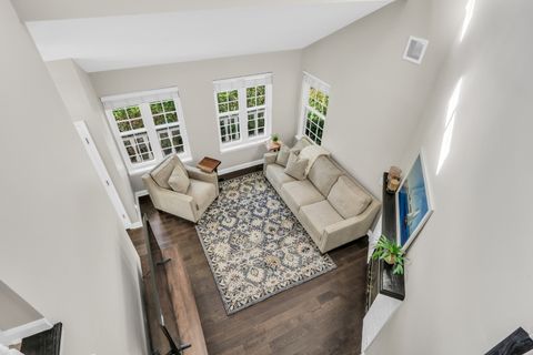 Tiny photo for 211 Woodstone Drive, Buffalo Grove, IL 60089 (MLS # 12483603)