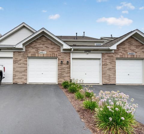 Tiny photo for 24011 Pear Tree Circle, Plainfield, IL 60585 (MLS # 12714551)