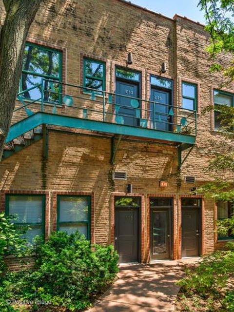 22 N Morgan Street 215 Chicago IL 60607