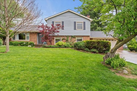 Photo of 208 S Meadowhill Lane, Mahomet, IL 61853 (MLS # 12621280)