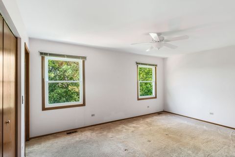 Tiny photo for 17514 Bridle Court, Gurnee, IL 60031 (MLS # 12474354)