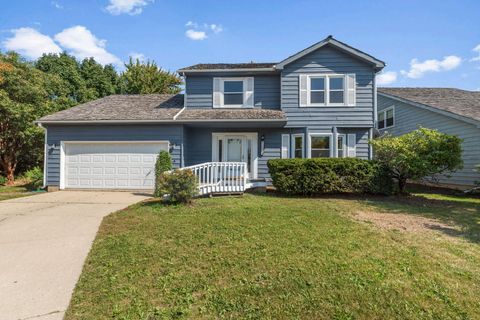 Photo of 17514 Bridle Court, Gurnee, IL 60031 (MLS # 12474354)
