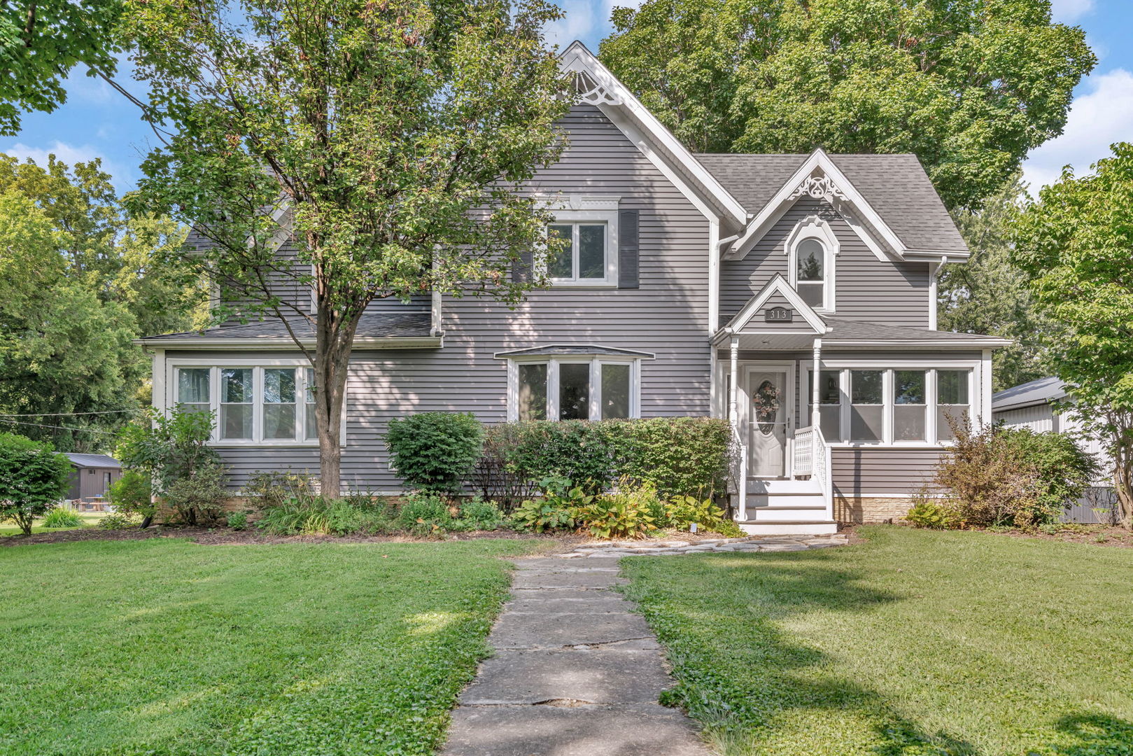313 E George Street