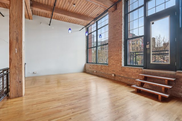 1000 W Washington Boulevard 137