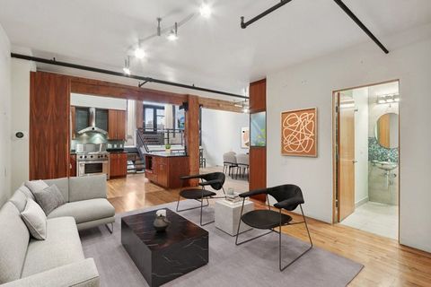 Tiny photo for 1000 W Washington Boulevard #137, Chicago, IL 60607 (MLS # 12536628)