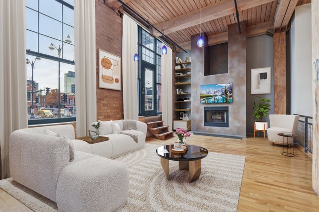 1000 W Washington Boulevard 137