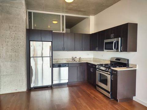 Tiny photo for 235 W VAN BUREN Street #3104, Chicago, IL 60607 (MLS # 12475483)