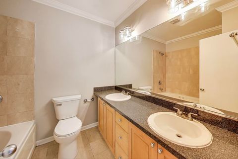 Tiny photo for 1145 W Newport Avenue #U, Chicago, IL 60657 (MLS # 12487305)