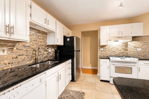 Tiny photo for 1253 Beechwood Court, Schaumburg, IL 60193 (MLS # 12764204)