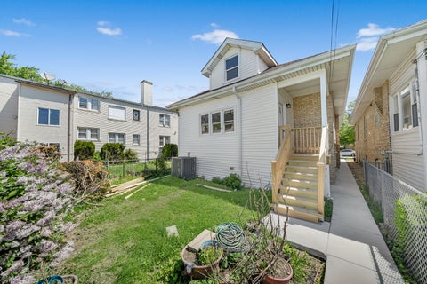 Tiny photo for 3052 N Major Avenue, Chicago, IL 60634 (MLS # 12714308)
