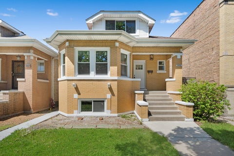 Tiny photo for 3052 N Major Avenue, Chicago, IL 60634 (MLS # 12714308)
