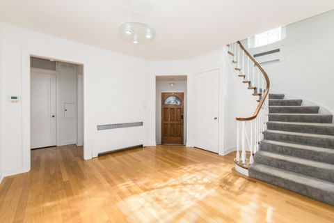 Tiny photo for 4410 Bobolink Terrace, Skokie, IL 60076 (MLS # 12481673)