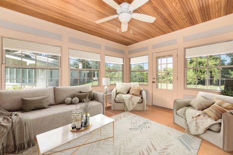 Tiny photo for 4410 Bobolink Terrace, Skokie, IL 60076 (MLS # 12481673)