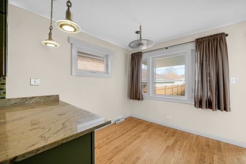 Tiny photo for 7520 W Carmen Avenue, Harwood Heights, IL 60706 (MLS # 12662666)