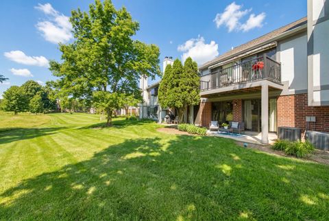 Tiny photo for 584 Elizabeth Drive #B, Wood Dale, IL 60191 (MLS # 12696949)