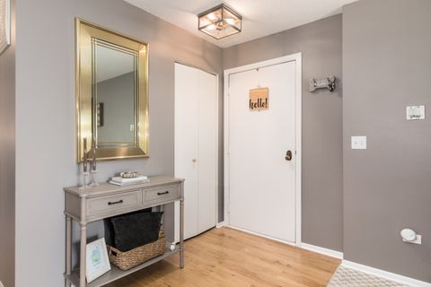 Tiny photo for 584 Elizabeth Drive #B, Wood Dale, IL 60191 (MLS # 12696949)