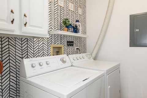 Tiny photo for 584 Elizabeth Drive #B, Wood Dale, IL 60191 (MLS # 12696949)