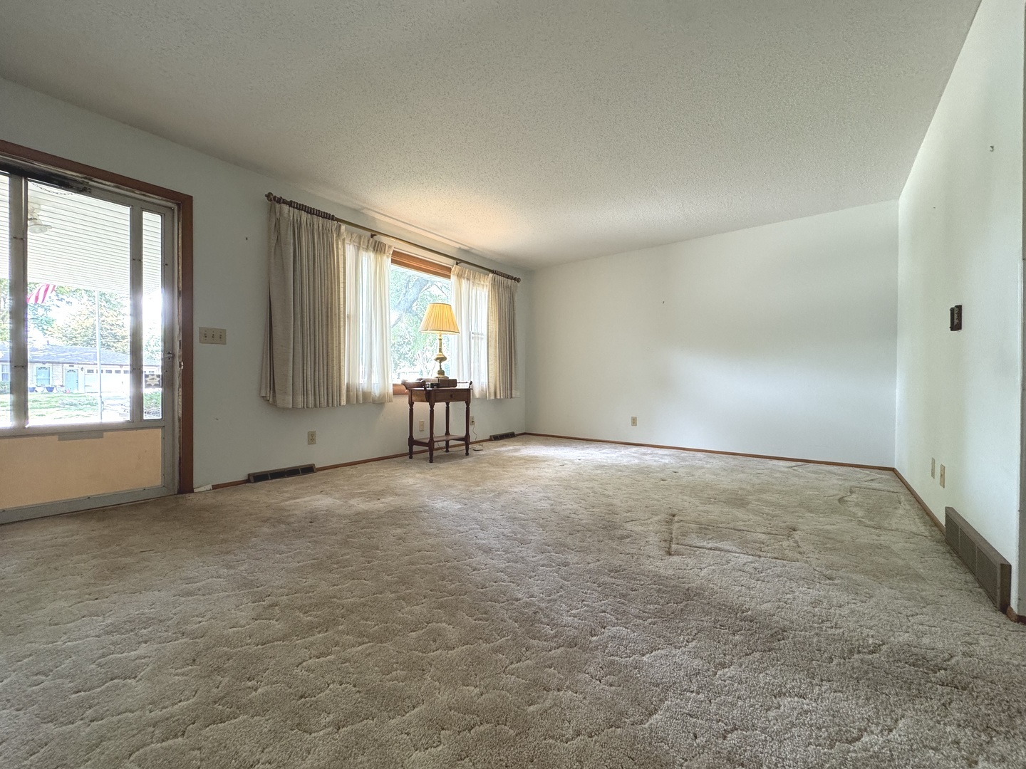 Sugar Grove, Illinois 60554, United States, 3 Bedrooms Bedrooms, ,2 BathroomsBathrooms,Residential,Active,218756