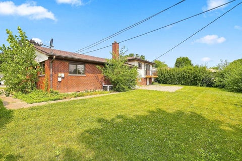 Tiny photo for 935 Anderson Terrace, Des Plaines, IL 60016 (MLS # 12751319)