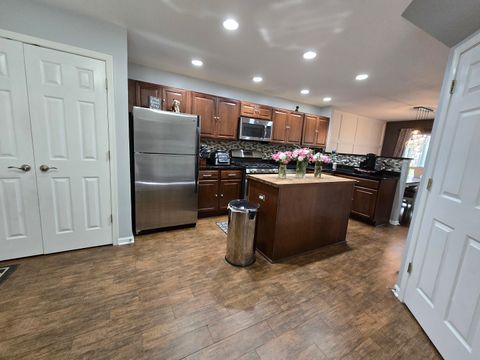 Tiny photo for 1736 Brookwood Road, Lisle, IL 60532 (MLS # 12494377)