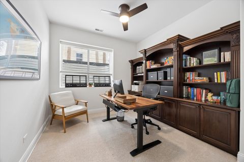 Tiny photo for 425 S Quincy Avenue, Hinsdale, IL 60521 (MLS # 12588661)