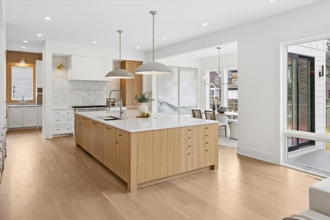 Tiny photo for 580 S Kearsage Avenue, Elmhurst, IL 60126 (MLS # 12583715)