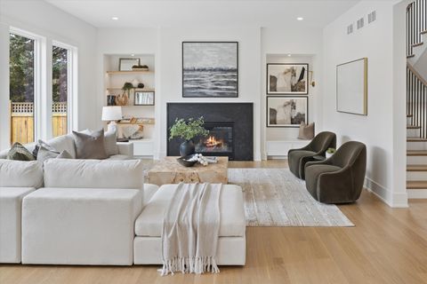 Tiny photo for 580 S Kearsage Avenue, Elmhurst, IL 60126 (MLS # 12583715)