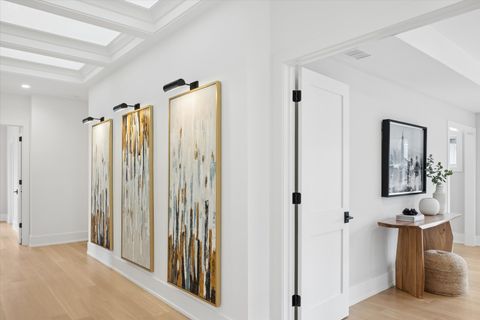 Tiny photo for 580 S Kearsage Avenue, Elmhurst, IL 60126 (MLS # 12583715)