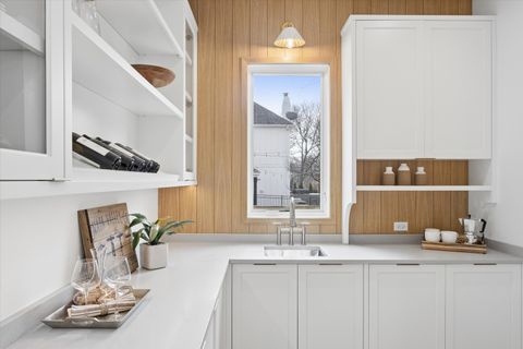 Tiny photo for 580 S Kearsage Avenue, Elmhurst, IL 60126 (MLS # 12583715)