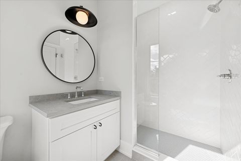 Tiny photo for 580 S Kearsage Avenue, Elmhurst, IL 60126 (MLS # 12583715)