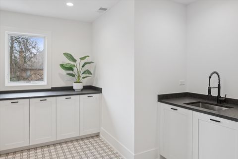 Tiny photo for 580 S Kearsage Avenue, Elmhurst, IL 60126 (MLS # 12583715)