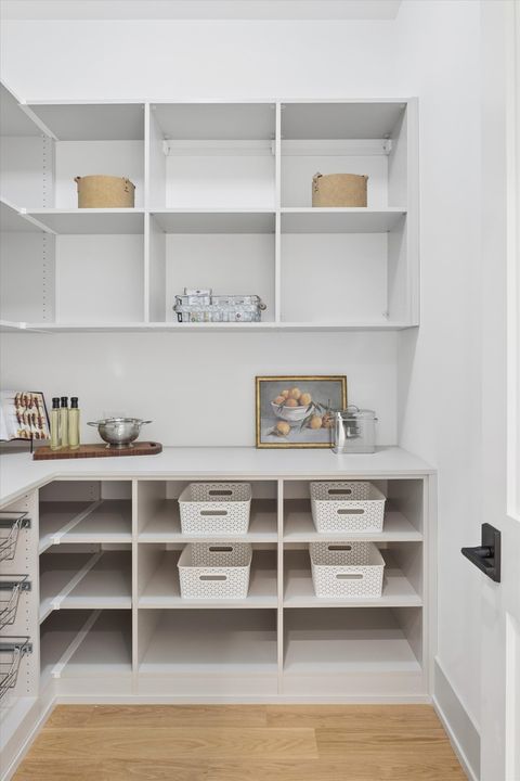 Tiny photo for 580 S Kearsage Avenue, Elmhurst, IL 60126 (MLS # 12583715)